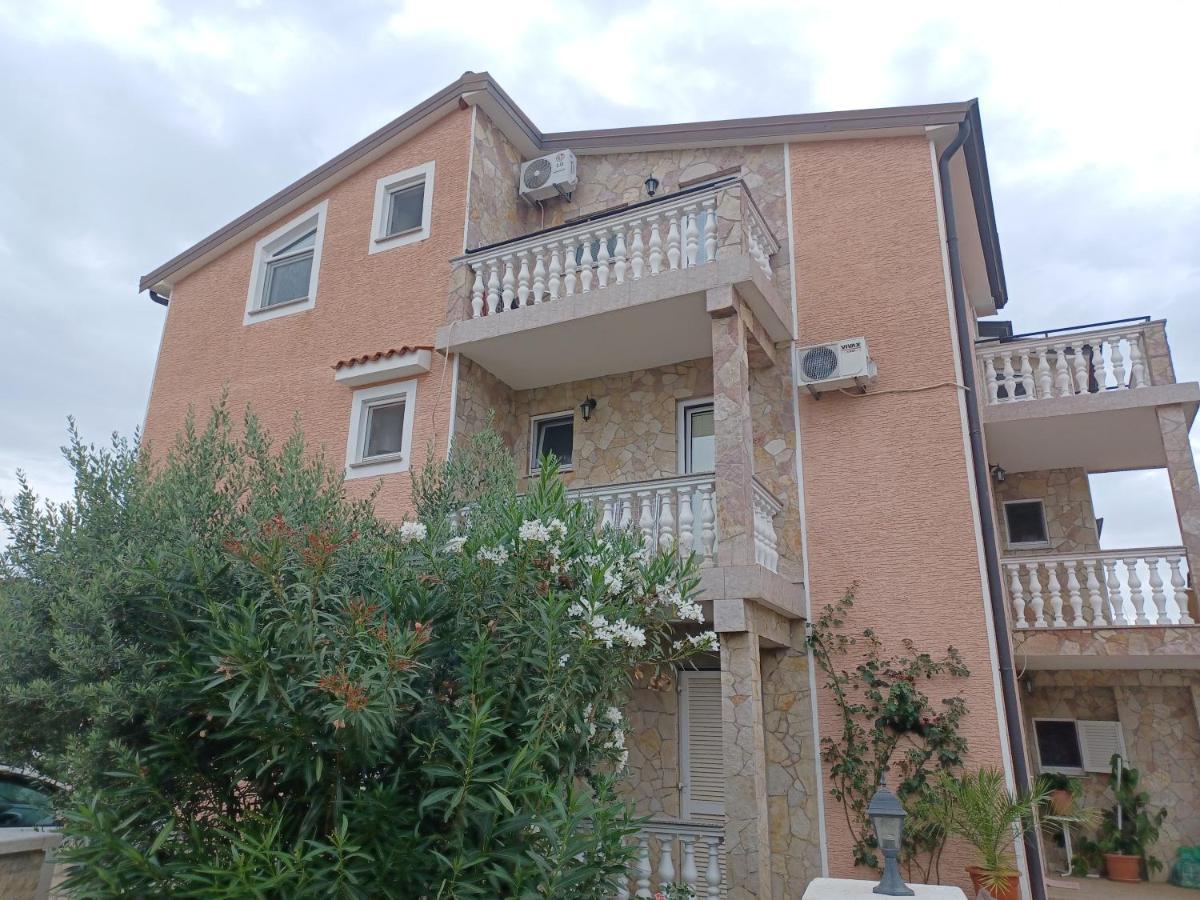 Apartments Vesna Nova Vas  Exterior photo